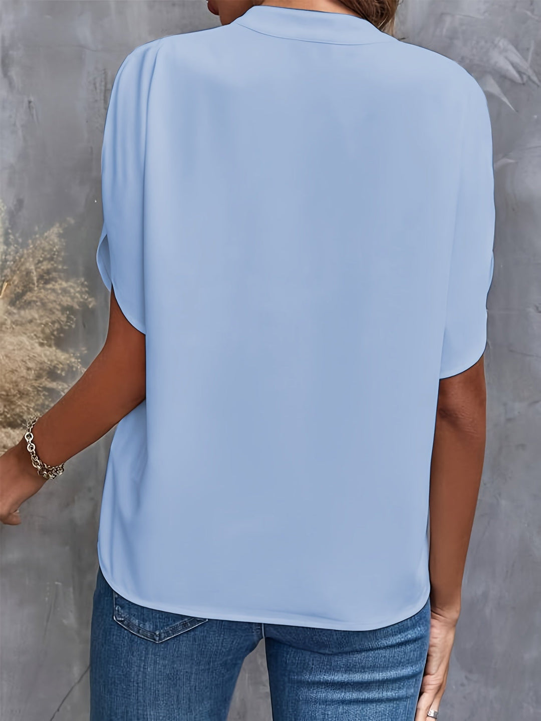 Billie | Timeless V-Neck Blouse