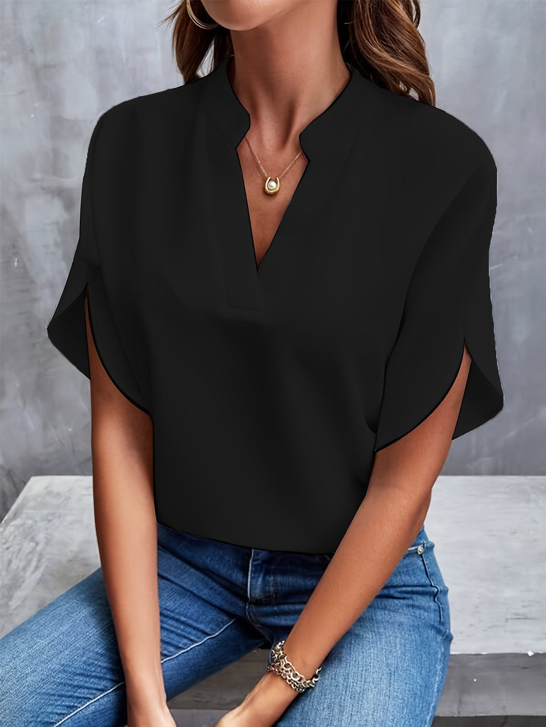 Billie | Timeless V-Neck Blouse