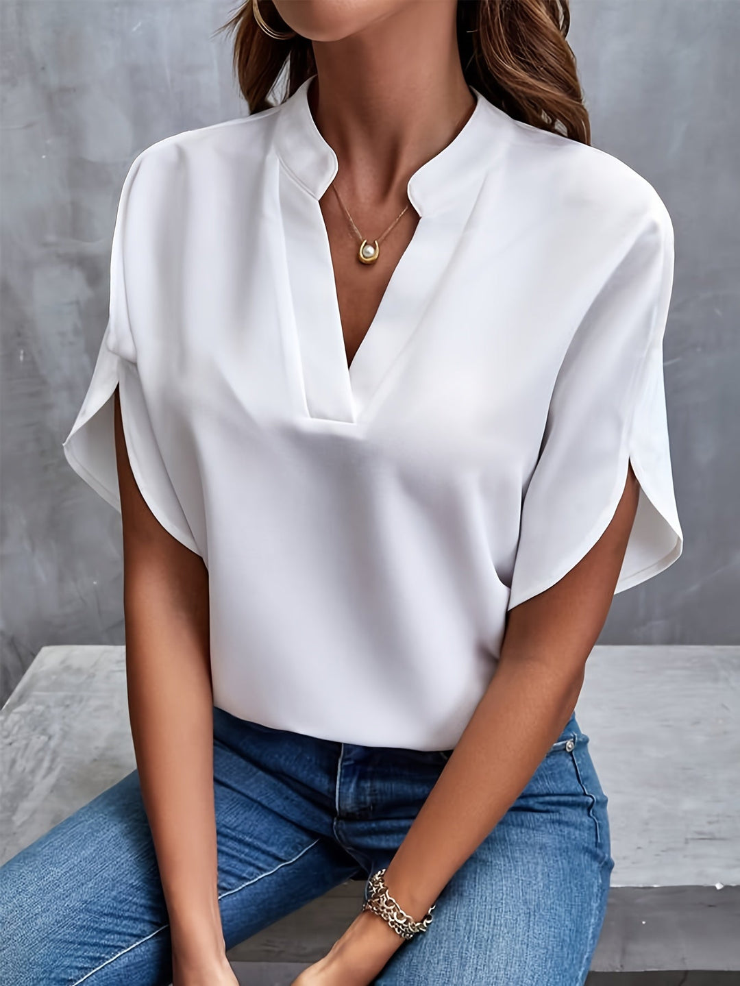 Billie | Timeless V-Neck Blouse