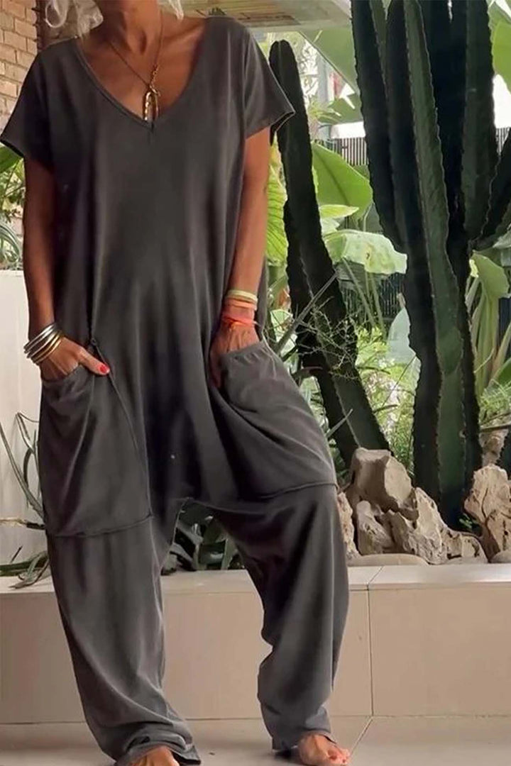 Reshiel | Relaxed Short-Sleeve V-Neck Baggy Jumpsuit