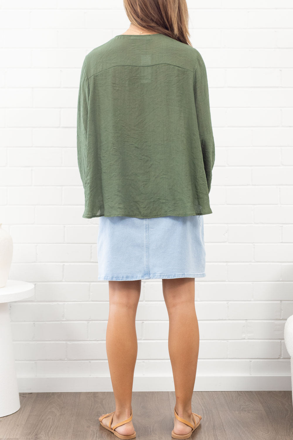 Mia | Timeless V-Neck Shirt