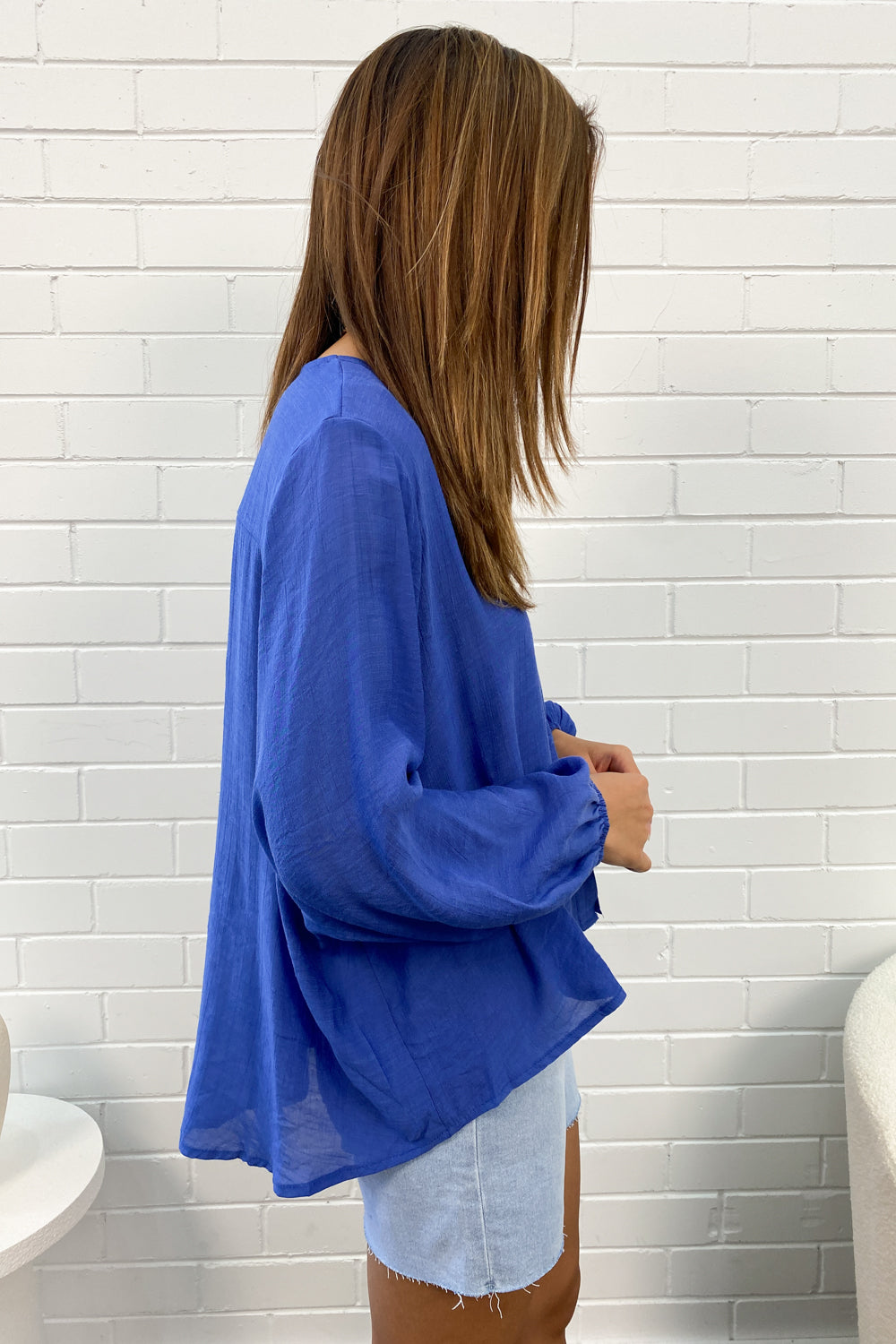 Mia | Timeless V-Neck Shirt