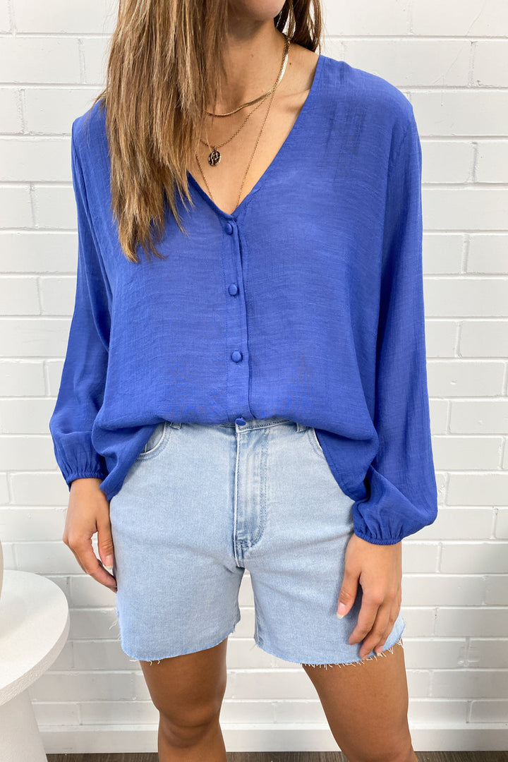 Mia | Timeless V-Neck Shirt