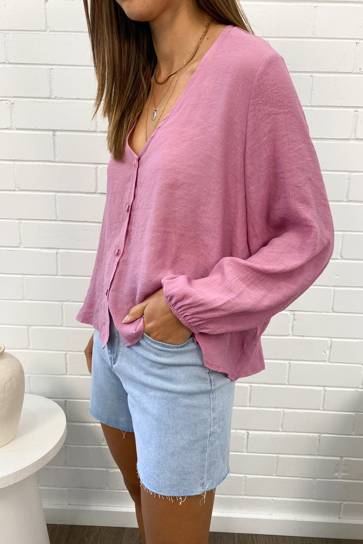 Mia | Timeless V-Neck Shirt