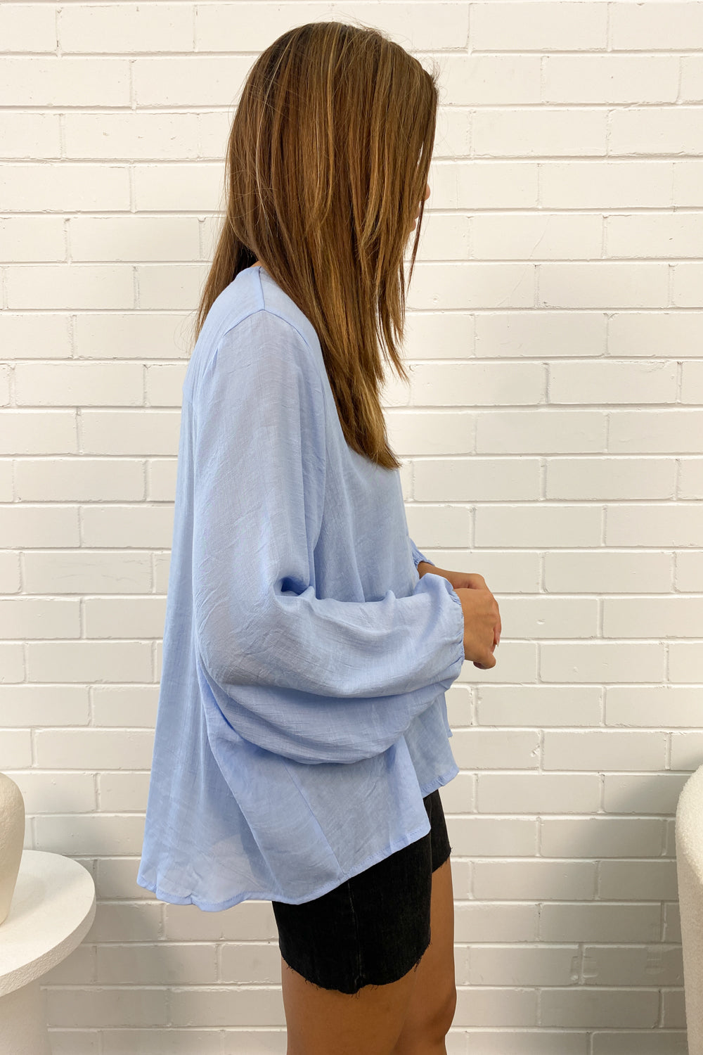 Mia | Timeless V-Neck Shirt