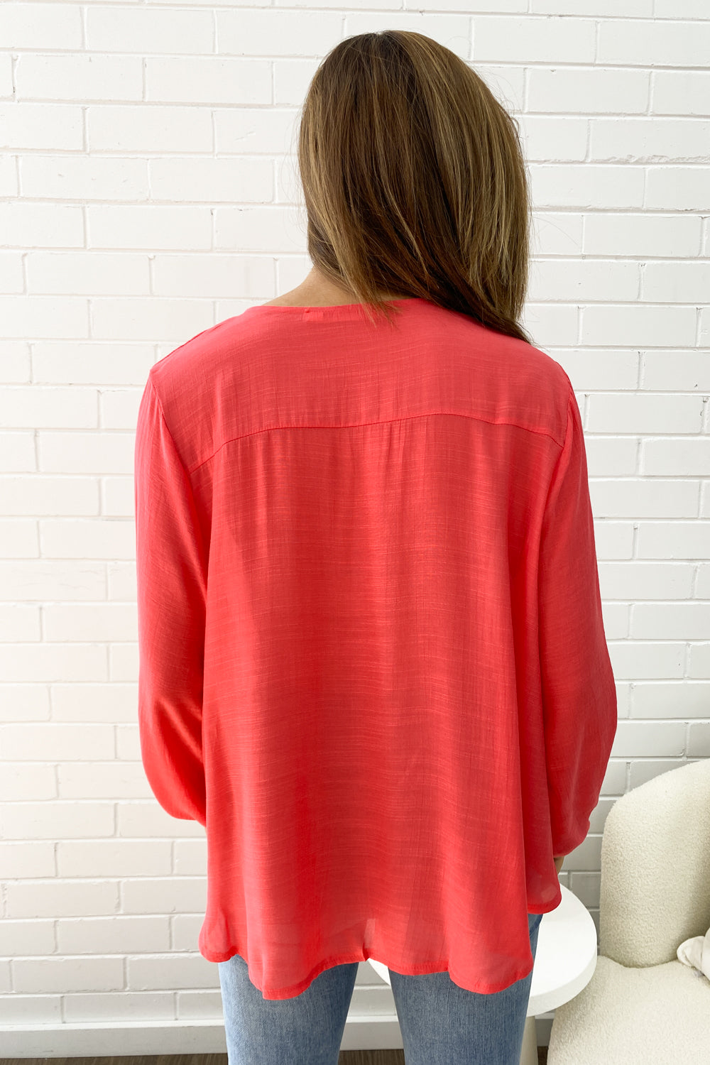 Mia | Timeless V-Neck Shirt