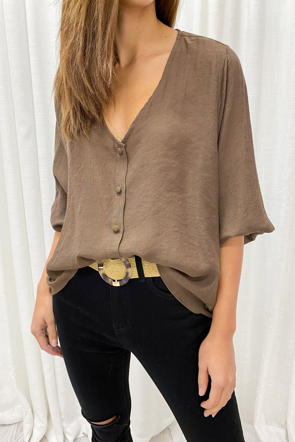 Mia | Timeless V-Neck Shirt