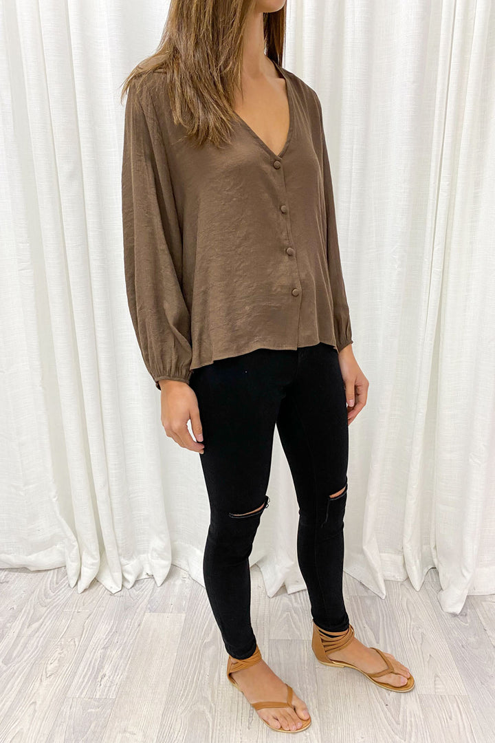 Mia | Timeless V-Neck Shirt