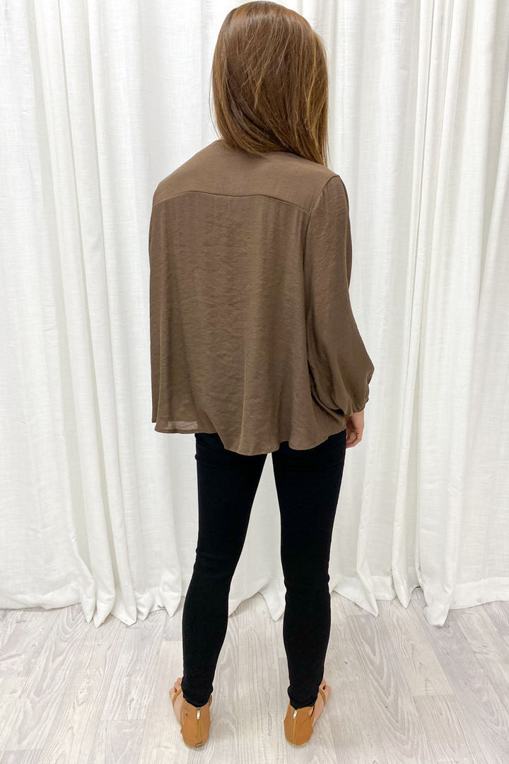 Mia | Timeless V-Neck Shirt